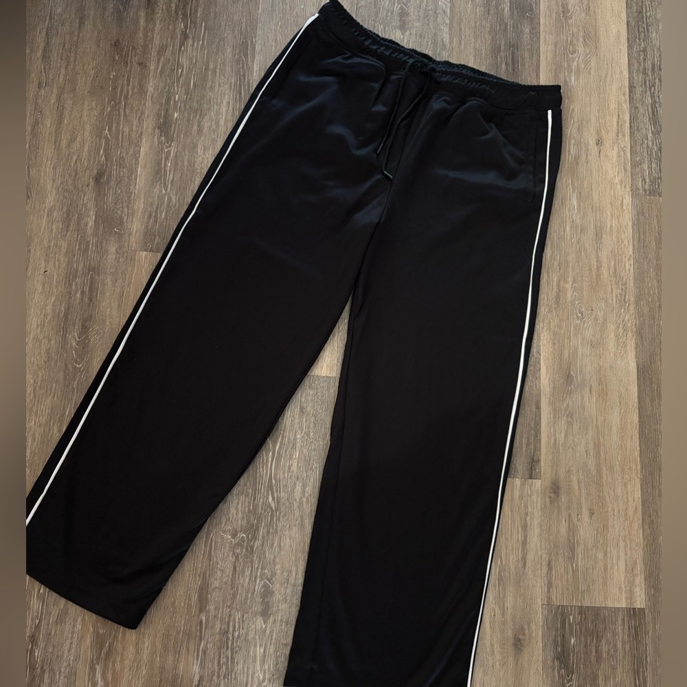 Men's Original Use Black Track Pants with White Side Stripe Sz L NWOT